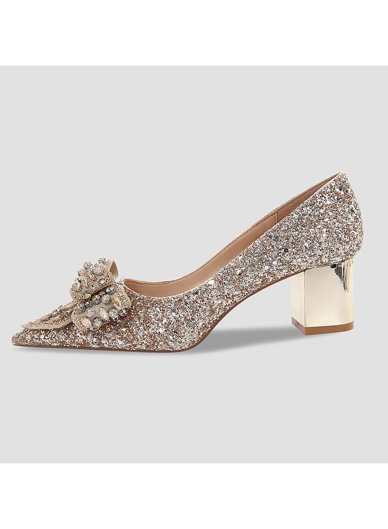 Nariele حذاء كعب عال جديد مزين بفيونكة من الكريستال والترتر - Image 1