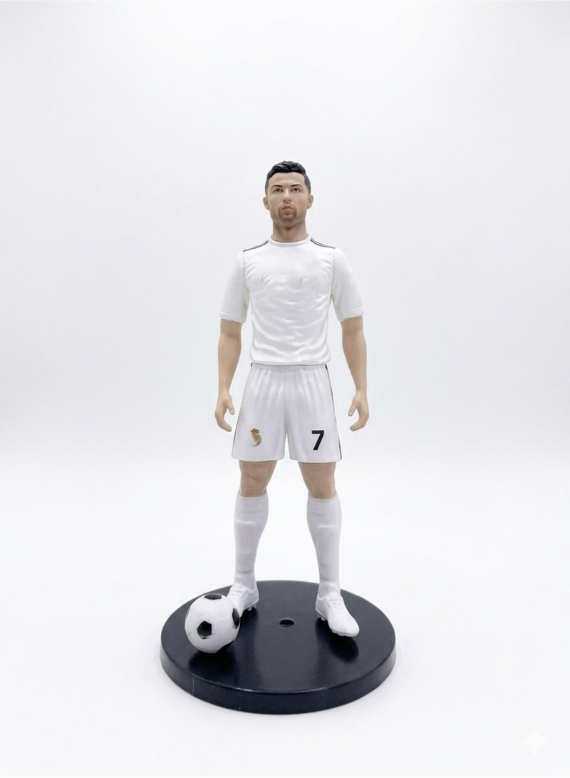 مجسم لاعب بحجم 20 سم هدية عيد ميلاد