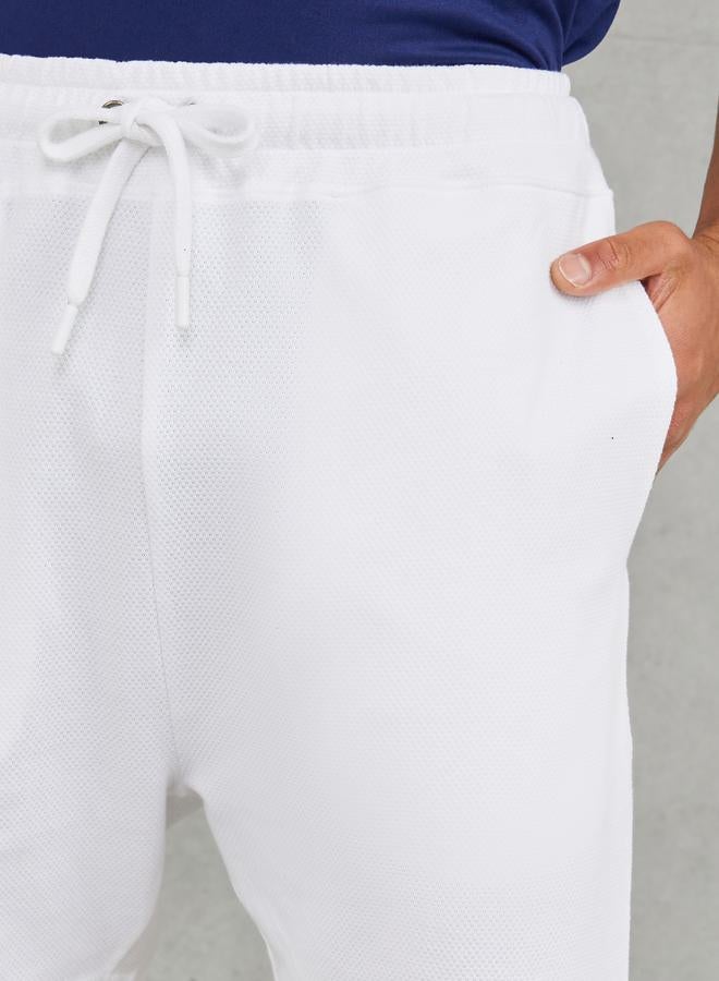 Styli Men White Regular Fit Waffle Knit Shorts - Image 3