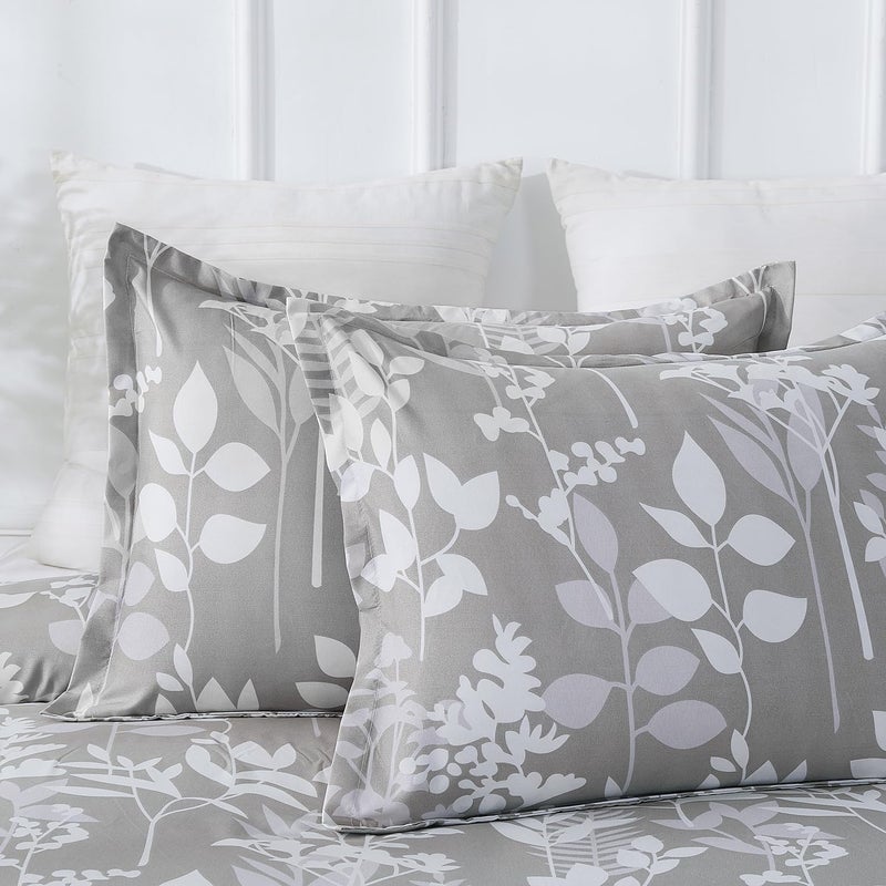 Vaulia Soft Microfiber Floral Duvet Cover Queen Size, Grey Botanical Print Pattern, Lightweight and Breathable Reversible Design, 3-Piece Set (1 Duvet Cover 2 Pillow Shams) - Image 3