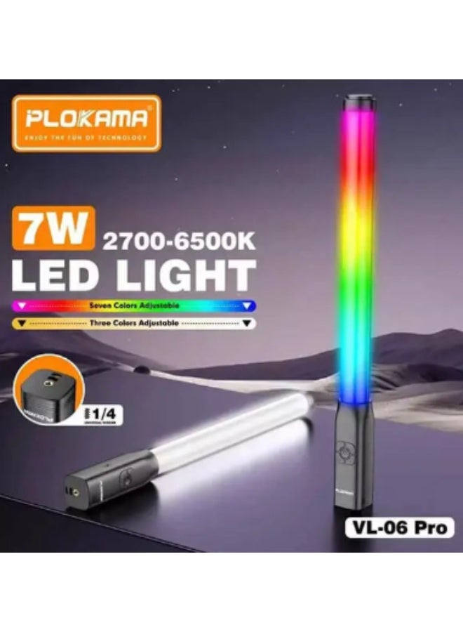 Plokama VL-06 Pro is a portable, handheld RGB LED stick light designed for creators like vloggers, photographers, and live streamers - Image 4