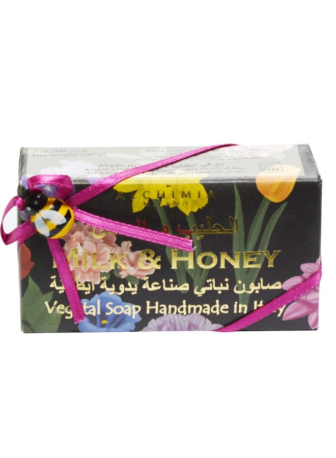 Alchimia Vegetal Soap Honey and Milk 200G | Deeply Nourishing Italian Soap | Maintain skin hydration for a healthy & silky | Suitable for all skin Types - Image 2
