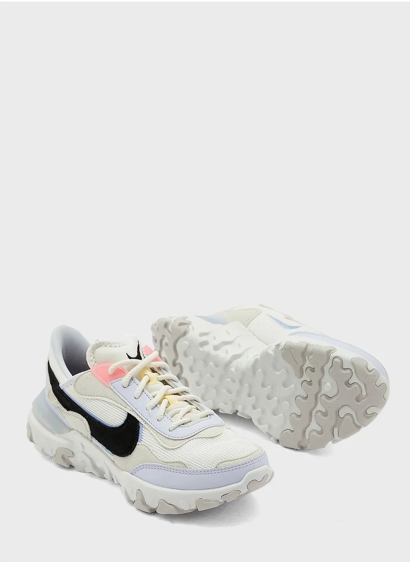 Nike React R3Vision