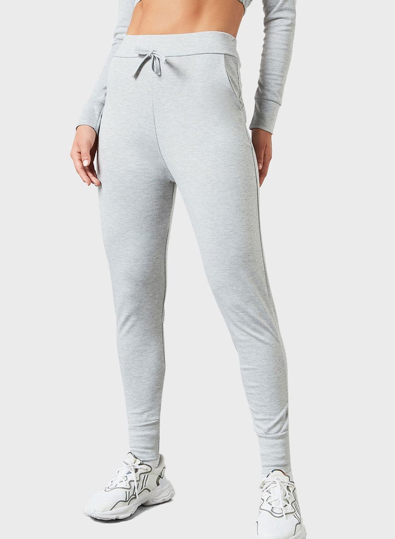 FEMME LUXE Crop Top & Leggings Set - Image 3