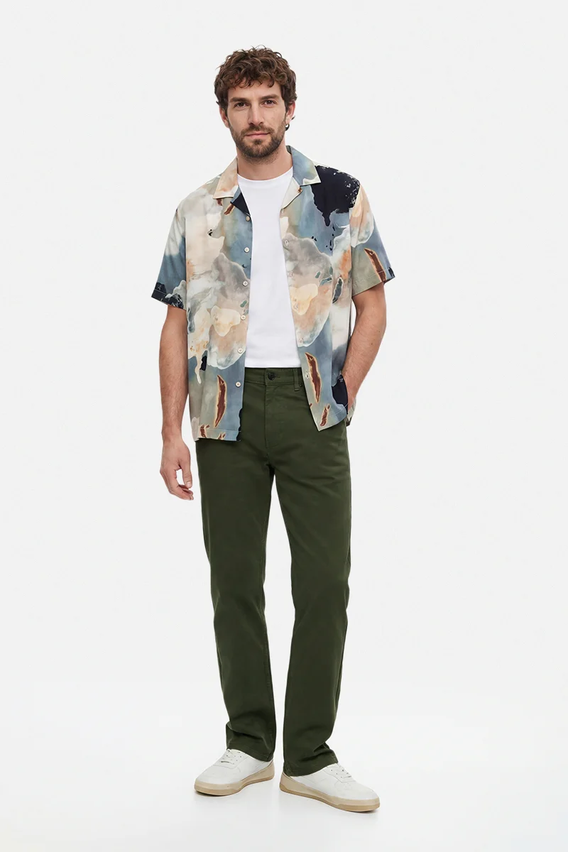 سنيتش Olive Solid Regular Fit Casual Trousers