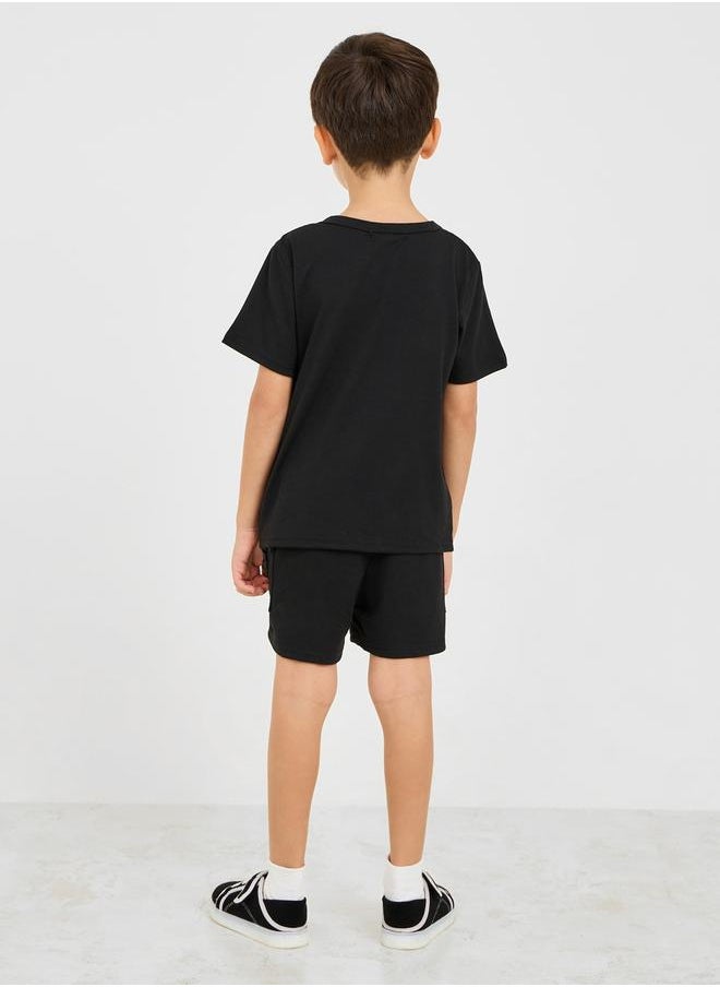 Styli - Printed Flap Pocket with Buckle T-Shirt & Shorts Set - Image 1