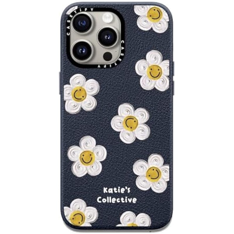 كاستيفي كاسيتي جراب ايفون 15 برو ماكس محبب 【نسيج/ حماية من السقوط بطول 5 قدم/ متوافق مع ماج سيف】 - طباعة زهور - ديزي من كاتي-اس كوليكتيف - ازرق كحلي - Image 1