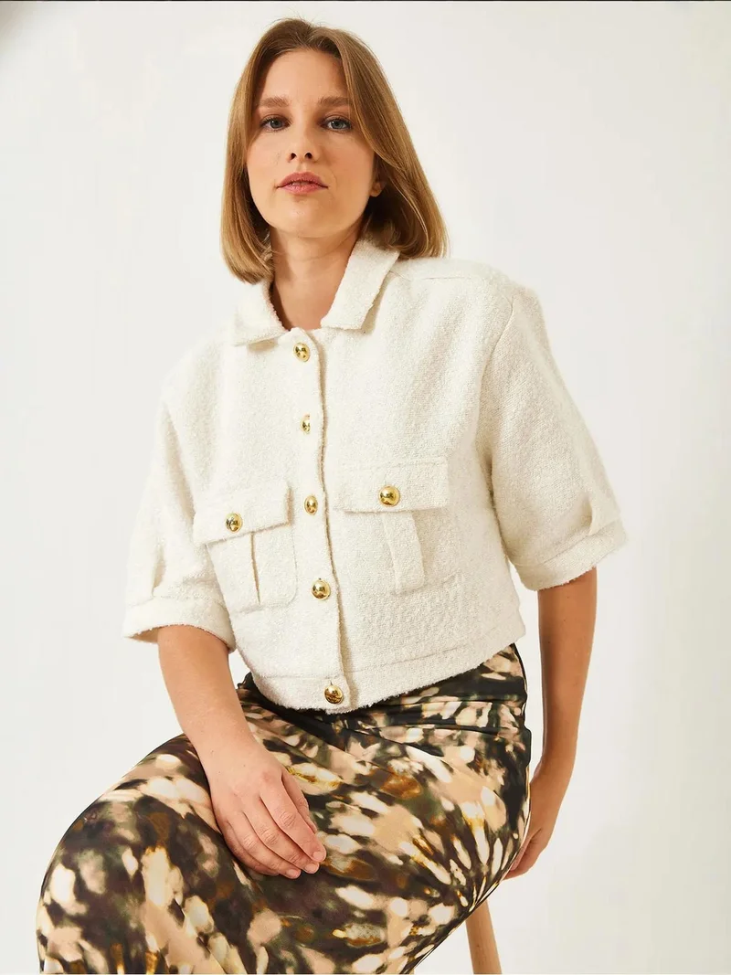 Bianco Lucci LUCCI Cropped Plush Buttoned Jacket with Shirt Collar