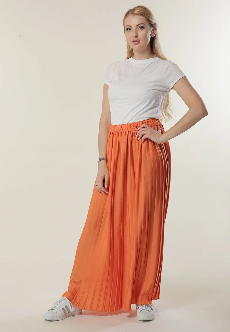 Moistreet  Pleated High Waist Maxi Skirt for Women | Best Price UAE