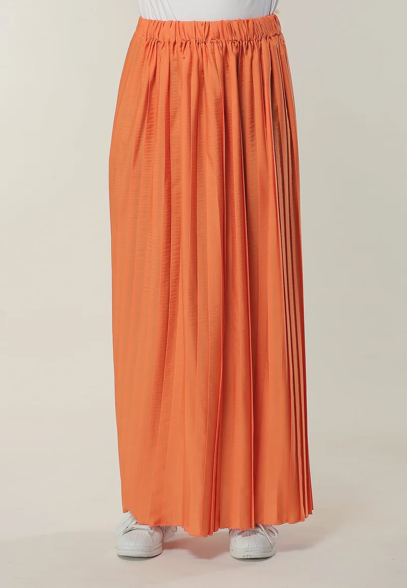 Moistreet  Pleated High Waist Maxi Skirt for Women | Best Price UAE