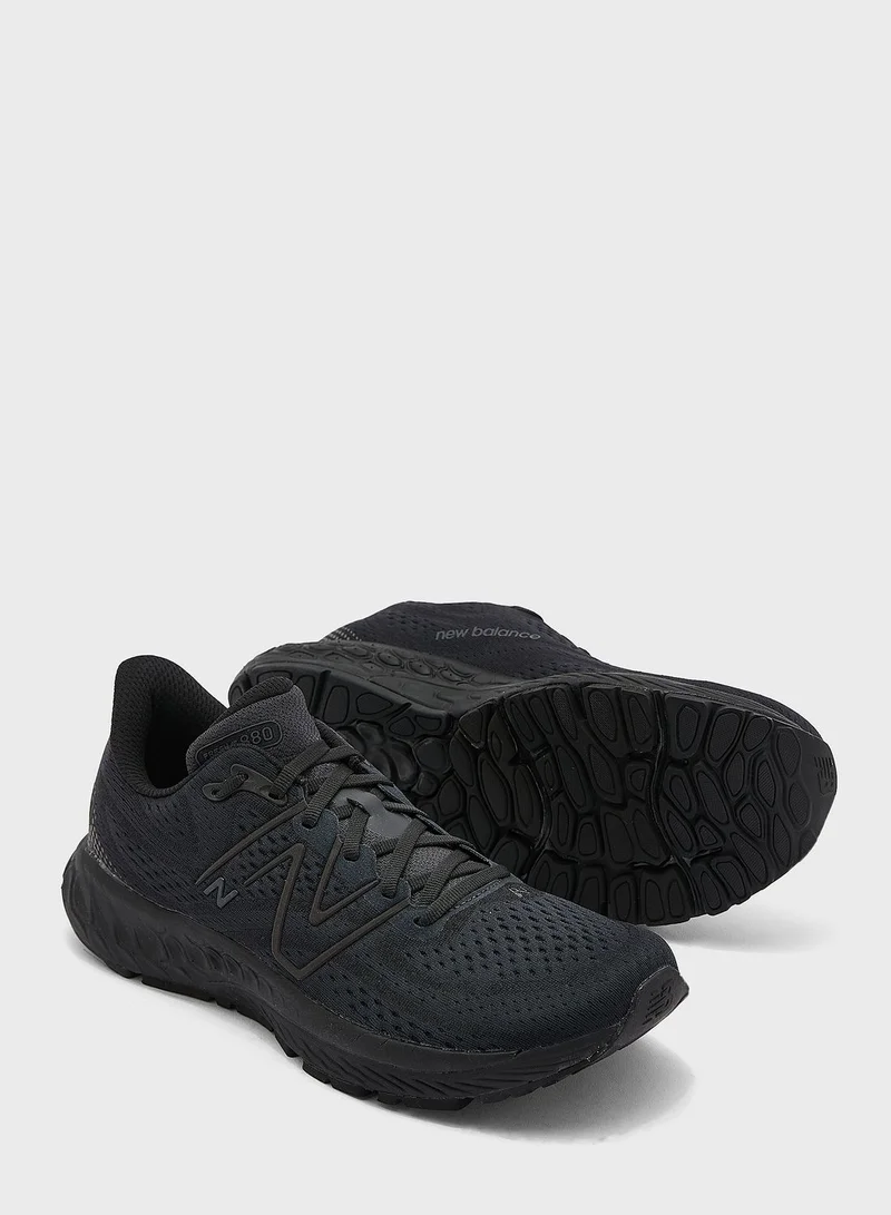 New Balance 880 Low Top Shoes