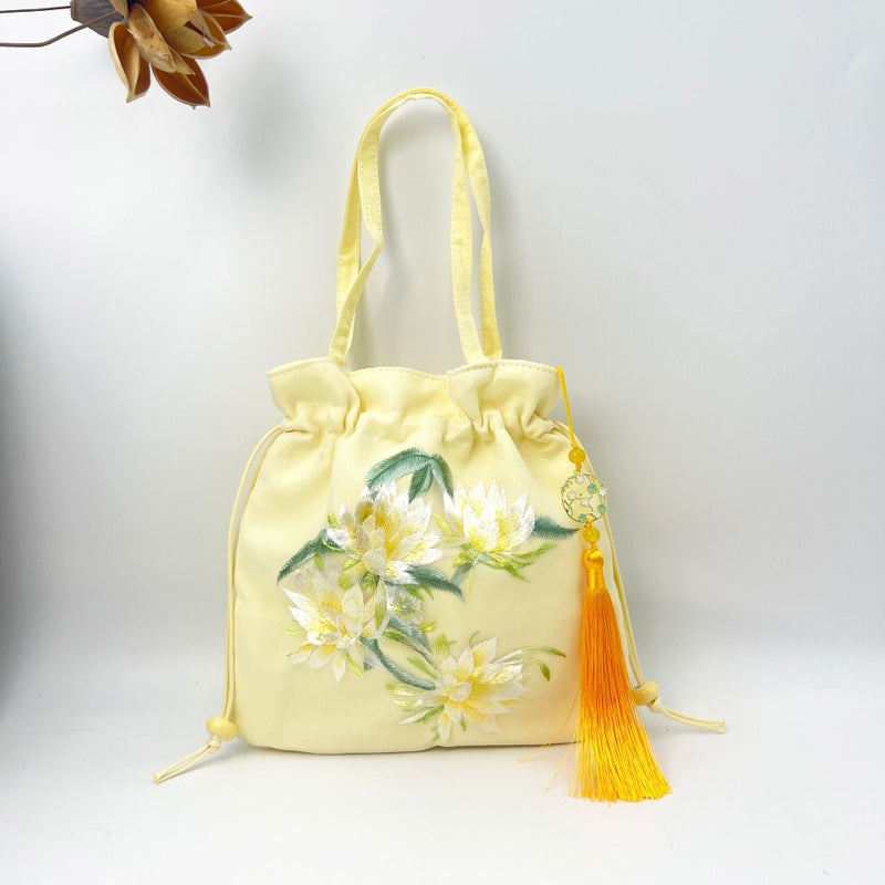 Chinese-Style Suzhou Embroidery Bag, Traditional Chinese Style Handbag, Hanfu Matching Handbag, Tiktok Ancient Style Crossbody Bag, Casual Versatile Artistic Small Bag - Image 1