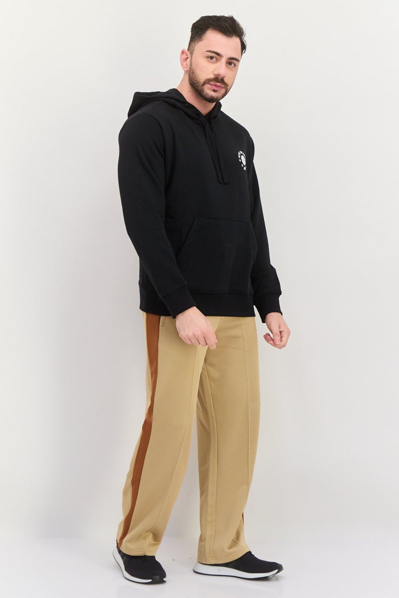 New Balance Men Relaxed  Fit Long Sleeve Outdoor Hooded Sweatshirt, Black  - Image 4