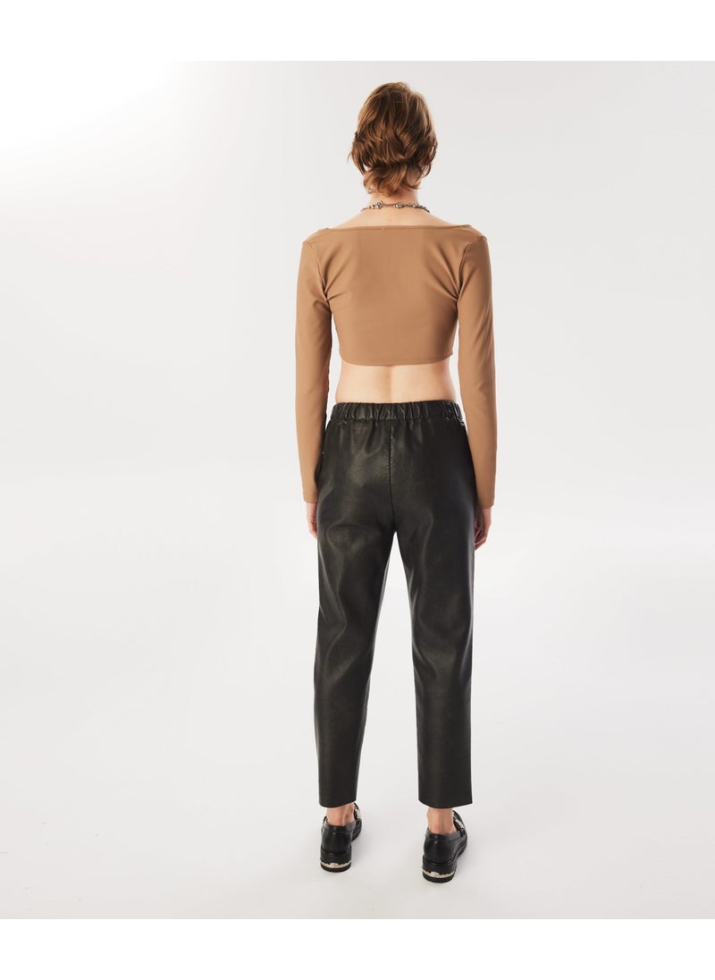 Twist - Long Sleeve Crop T-Shirt - Image 1