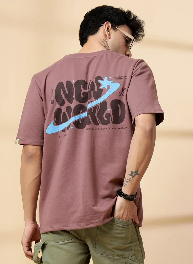 تايك تو تيشيرت بقصة واسعة بطبعة حروف