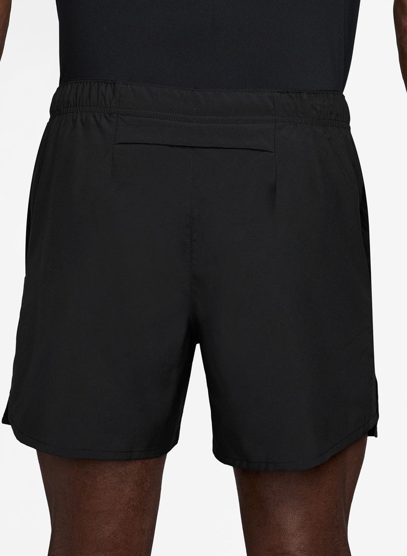 نايكي شورت شالنجر شتوي  في - Image 2