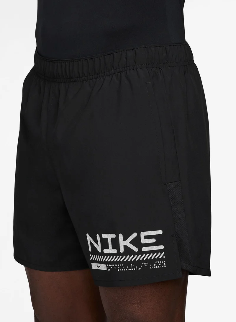 Nike 5" 2In1 Winterized Challenger Shorts