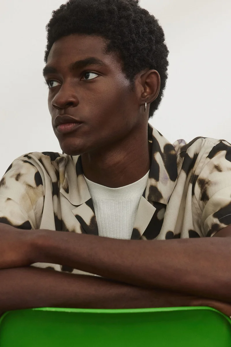 H&M Regular Fit Patterned resort shirt