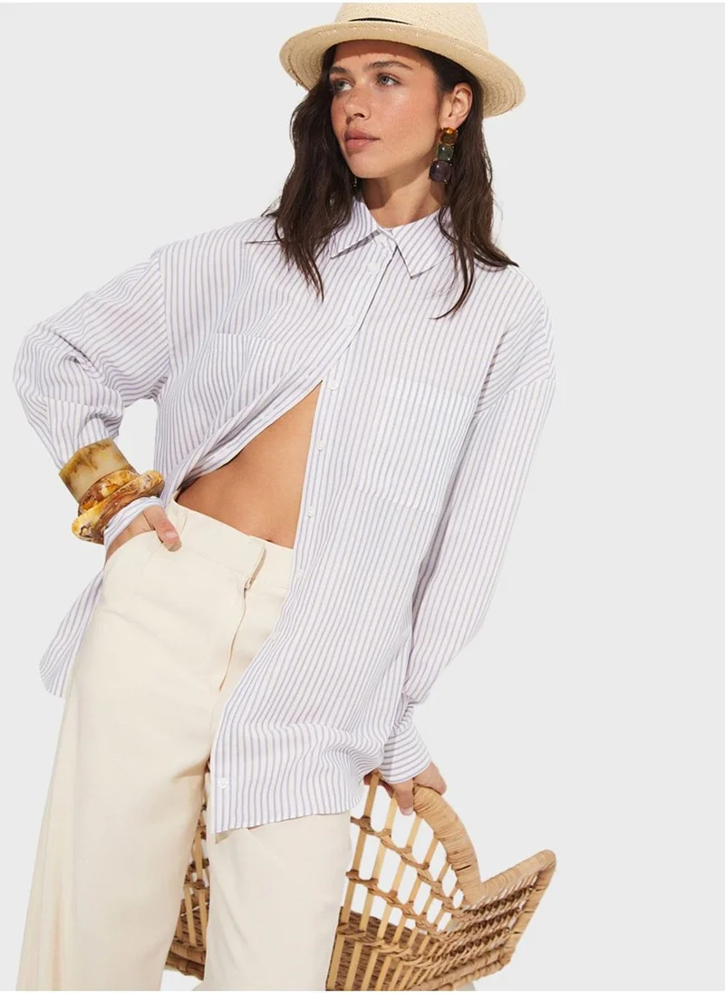 جون Essential Button Down Shirt