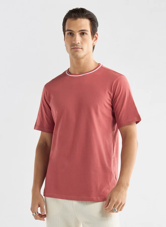 سبلاش فيڤ تيشرت سادة بياقة مستديرة وأكمام قصيرة