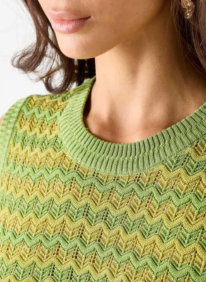 Iconic Iconic Textured Sleeveless Top with Crew Neck
