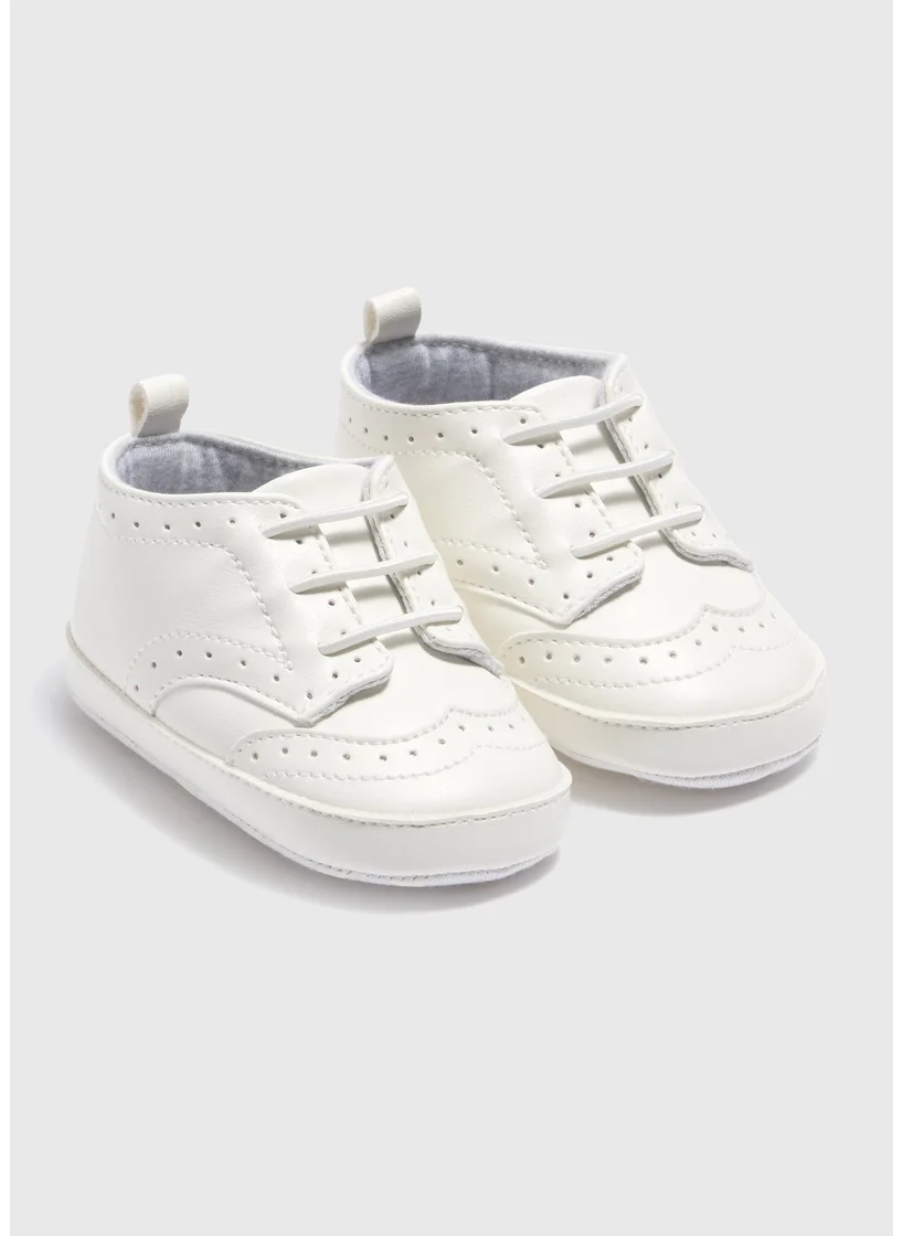 Matalan Baby White Faux Leather Brogues