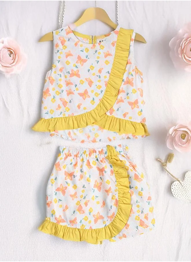 بيلا مودا Bella Moda Printed Ruffled Trim Top and Shorts Set