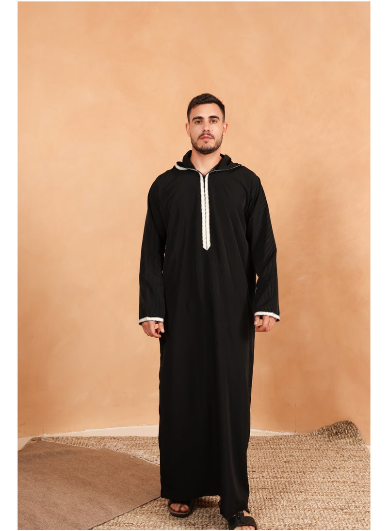 Yigo by Mariam Qamis Papis – Black Hooded Men’s Qamis – Lightweight Zibda Fabric | Classic Omani Style Thobes  - Image 2