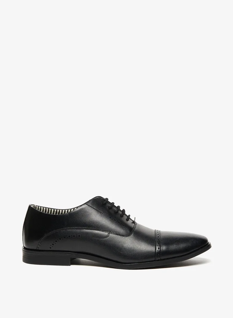 shoexpress Solid Oxford Shoes with Lace Up Closure