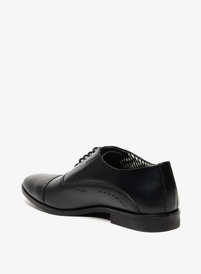 shoexpress Solid Oxford Shoes with Lace Up Closure