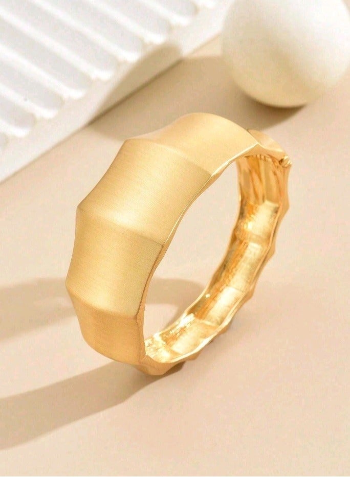 Attractives High Quality Stainless Steel Trendy Bracelet For Women - Image 1