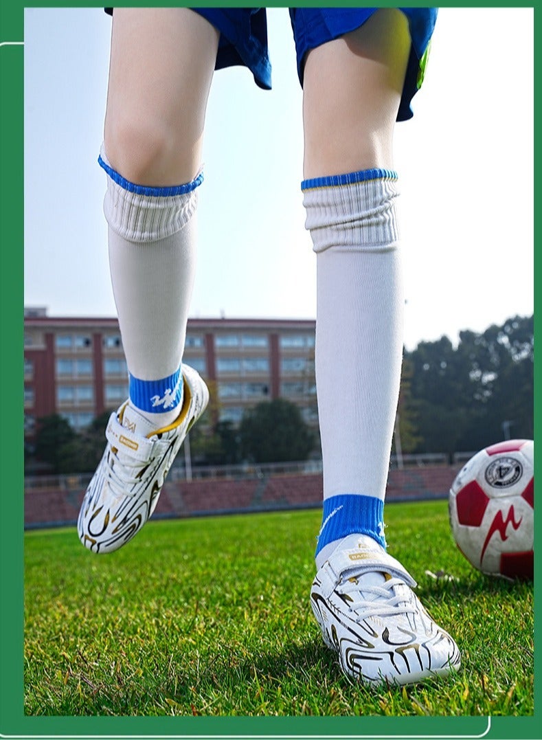 Children's Velcro Long Nail Football Shoe  - Image 4