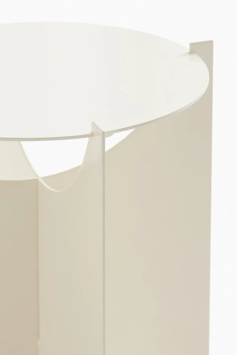 اتش اند ام طاولة جانبية من ستانلس ستيل