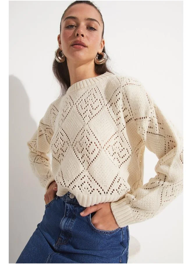 جون June Women Crew Neck Openwork Knitwear Sweater Beige