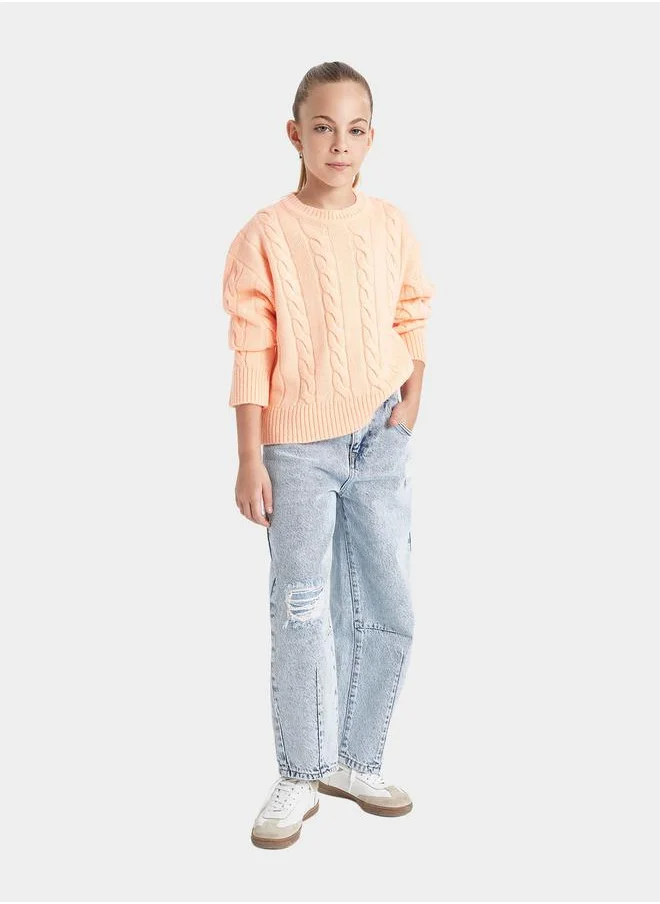 ديفاكتو Regular Fit Crew Neck Cable Knit Sweater by Styli