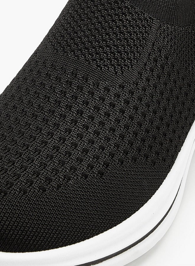 Oaklan by Shoexpress Textured Slip-On Sports Shoes with Pull Tab - Image 5