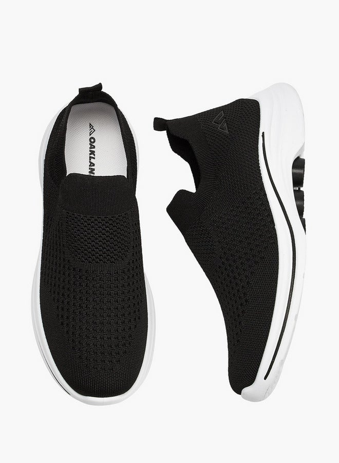 Oaklan by Shoexpress Textured Slip-On Sports Shoes with Pull Tab - Image 3