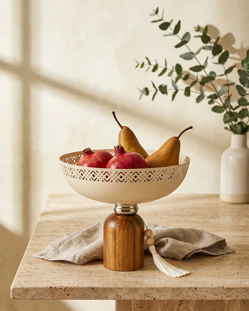 REDTAG Cream Serving Fruit Bowl With Stand - Medium