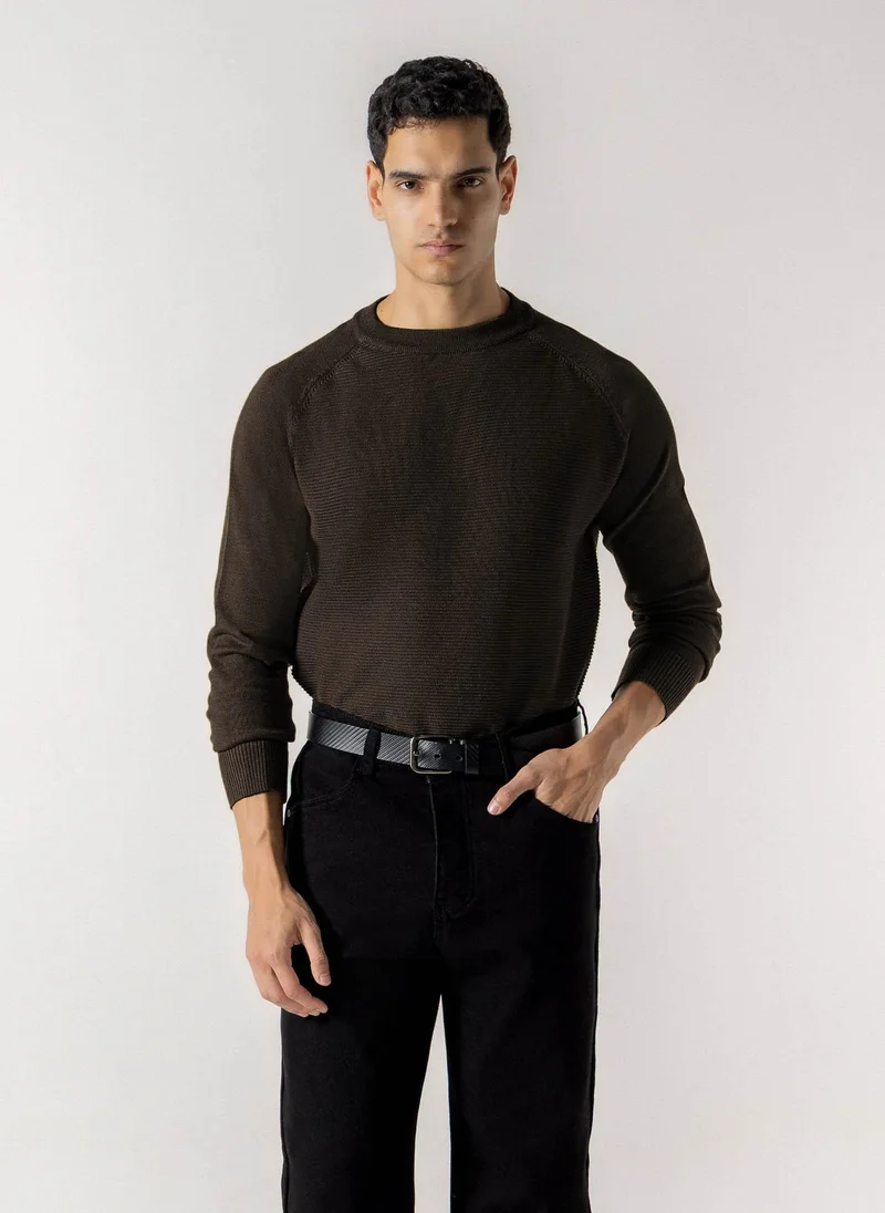 Shapes HORIZONTAL RIBBED CREW NECK SWEATER
