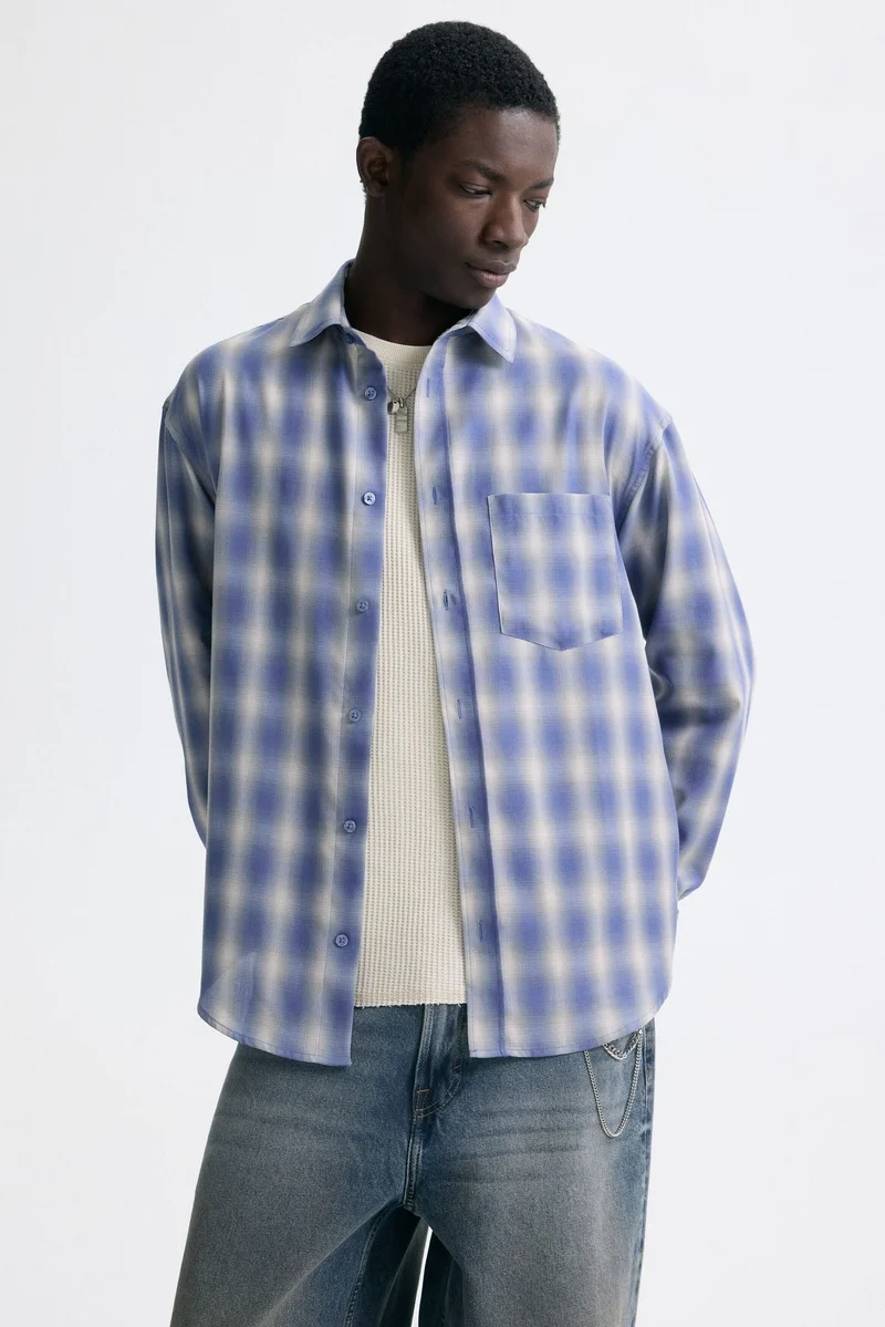 H&M Relaxed Fit shirt