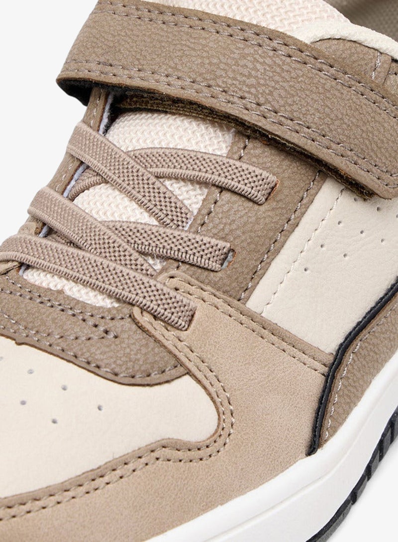 Mister Duchini Boys Panelled Sneakers with Hook and Loop Closure - Image 4