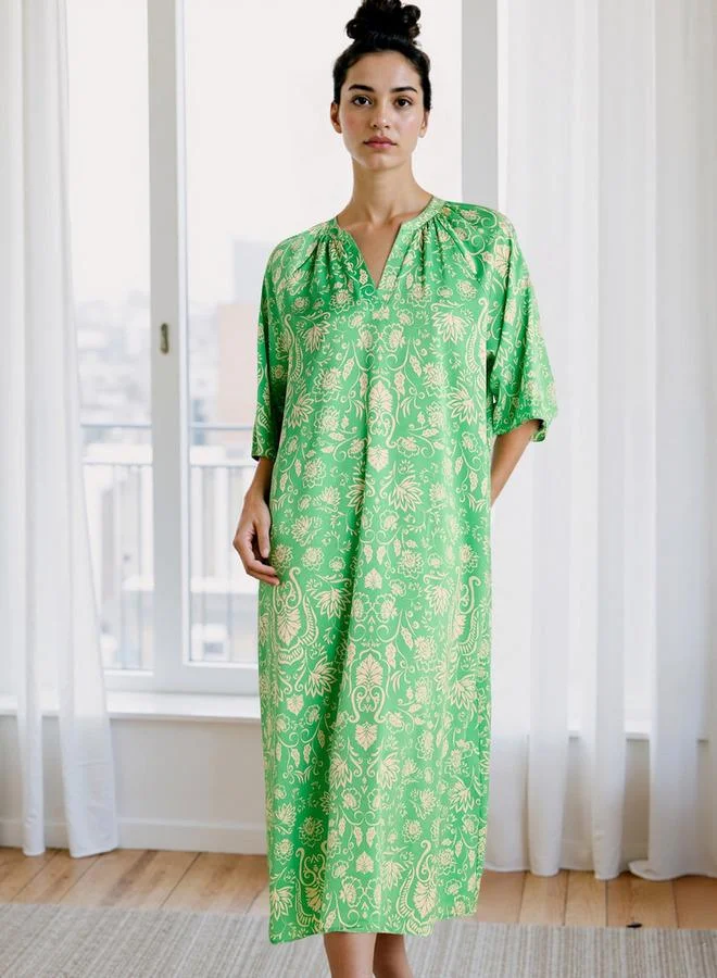 Splash FAV Printed Night Dress with Collar and 3/4 Sleeves