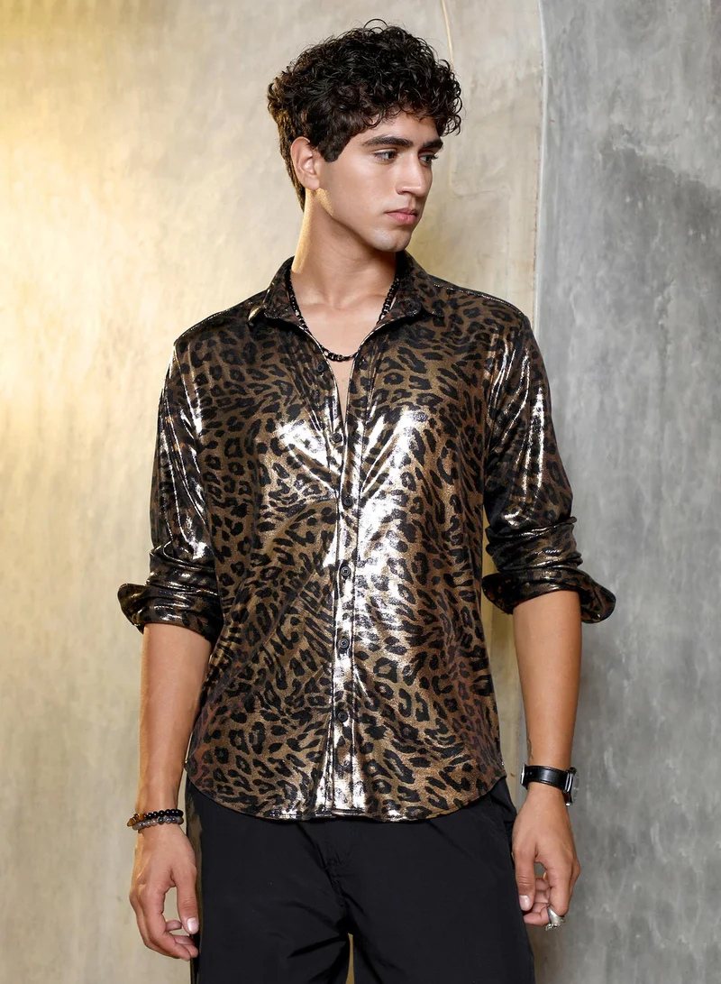 Campus Sutra Campus Sutra Men Metallic-Cheetah Velvet Shirt | Animal Print Spread Collar Full Sleeves | Velvet Texture Regular Fit | Casual & Club Wear | Antique Gold