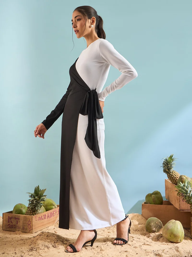بانيت فستان سهرة طويل (Gown) مضلّع لتقسيم الجسم - تباين الأبيض والأسود