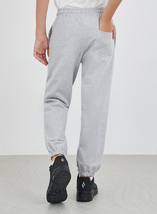 ستايلي بنطلون رياضي رمادي سادة بأساور وجيوب جانبية - Image 4