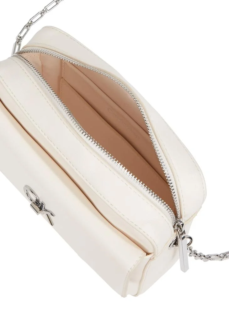 كالفن كلاين Pocket Detail Crossbody