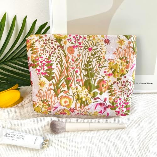 STARDW Aesthetic Floral Makeup Bag Cute Small Cosmetic Bags for Women Girls, Travel Toiletry Bag Large Capacity Zipper Makeup Pouch, Purse Organizer Pouches - Image 3