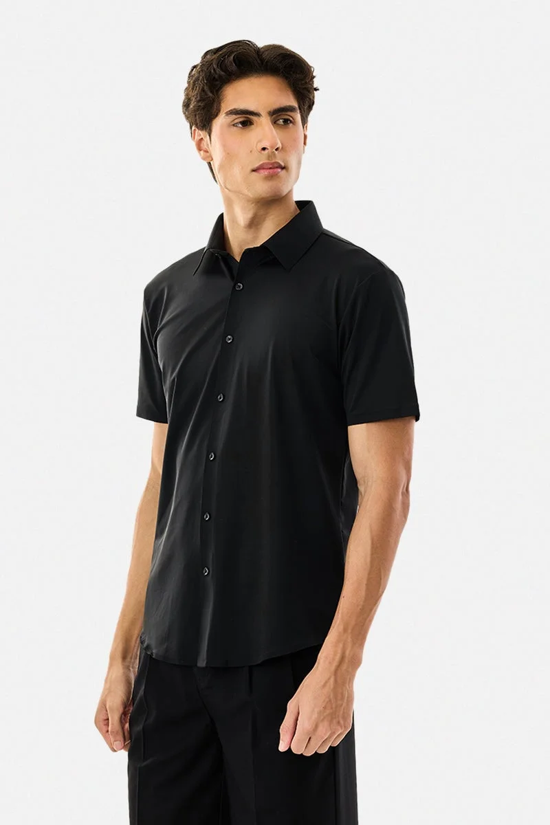 سنيتش Black Solid Half Sleeve Slim Fit Shirt