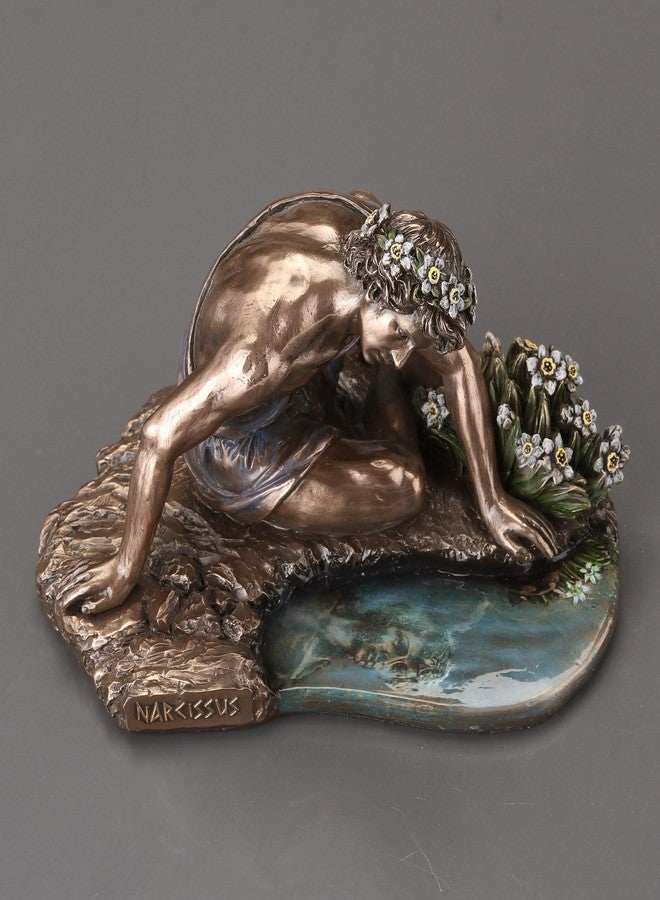 فيرونيز ديزاين تمثال "نرجس وانعكاسه" من تصميم فيرونيز، مقاس 6 3/4 بوصة، مصنوع من الراتنج المصبوب على البارد، بلمسة نهائية برونزية. - Image 2