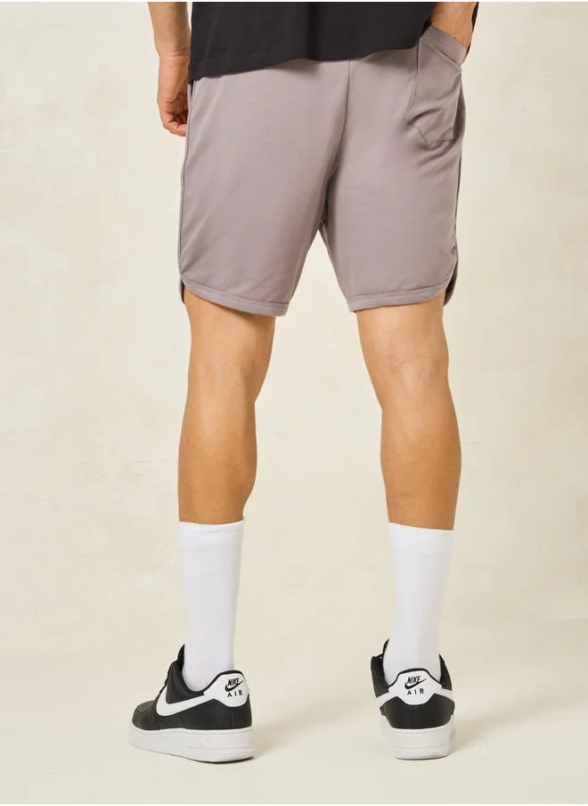 ستايلي Badge Detail Cycling Terry Shorts